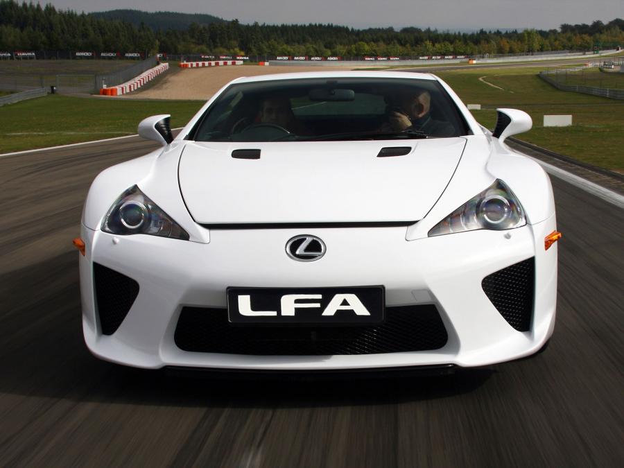  Lexus LF-A 2010 года  (JP) (фото 5 из 10)